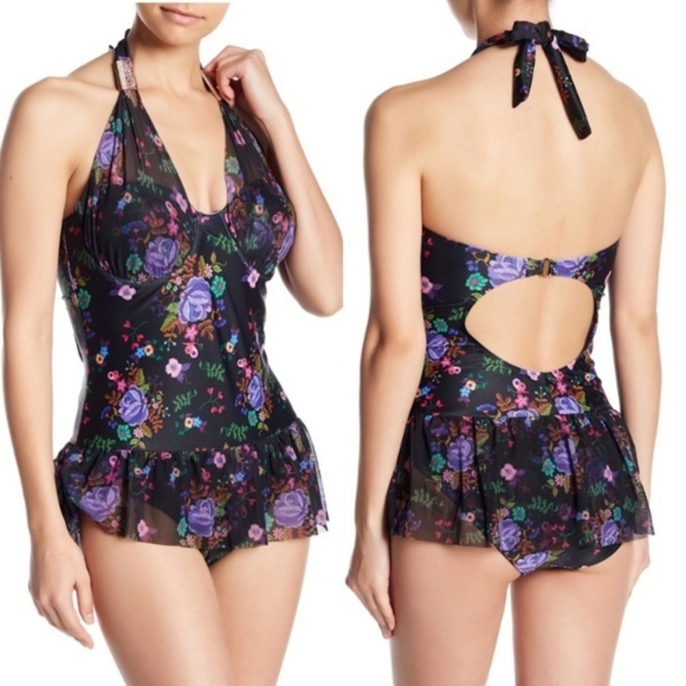Marilyn Monroe M Skirted One Piece Swimsuit